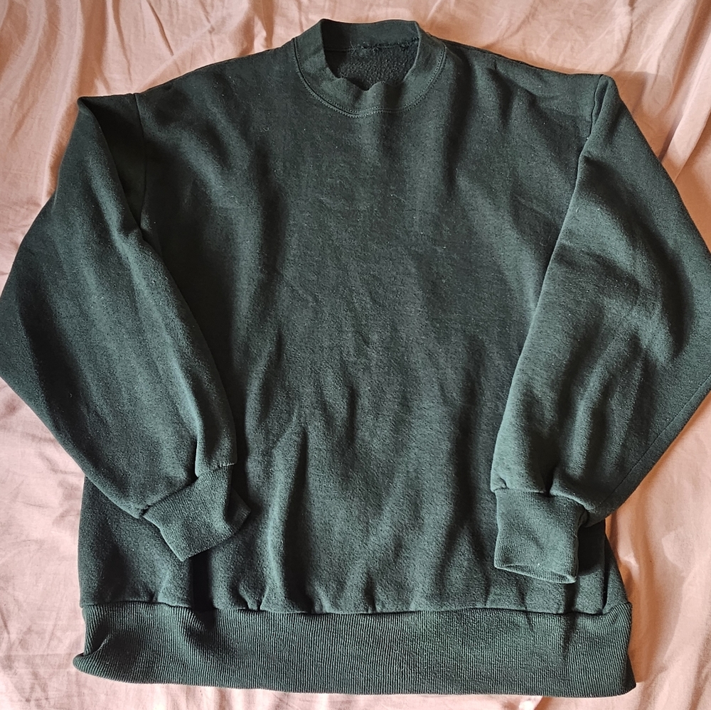 Vintage minimalist green crewneck (Men's)